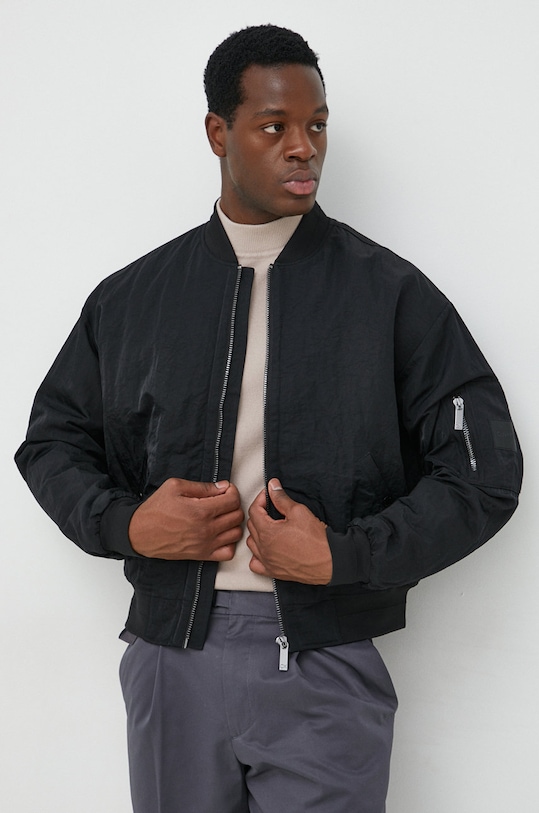 Calvin Klein kurtka bomber nieocieplane czarny K10K109484.9BYY