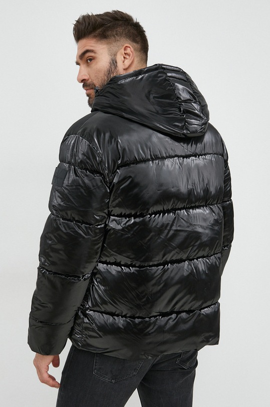 Одяг Куртка Calvin Klein Jeans J30J321974.9BYY чорний