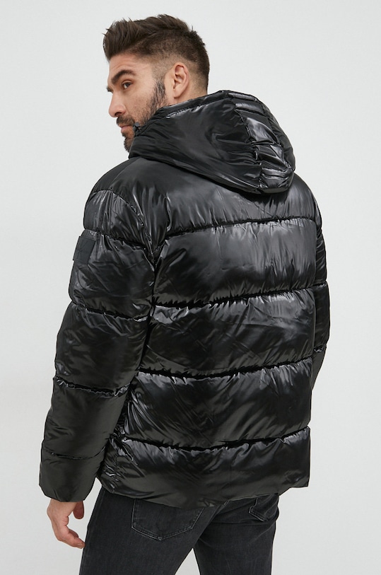 Oblečenie Bunda Calvin Klein Jeans J30J321974.9BYY čierna