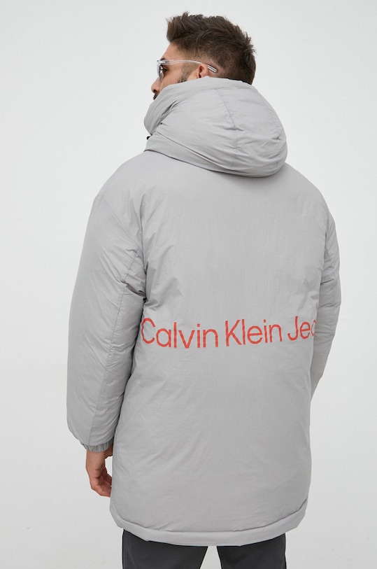 Odzież Calvin Klein Jeans kurtka J30J321907.9BYY szary