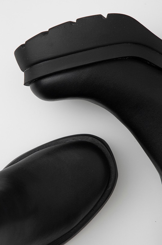 Guess sztyblety Vaneta czarny FL7VAN.LEA10.BLACK