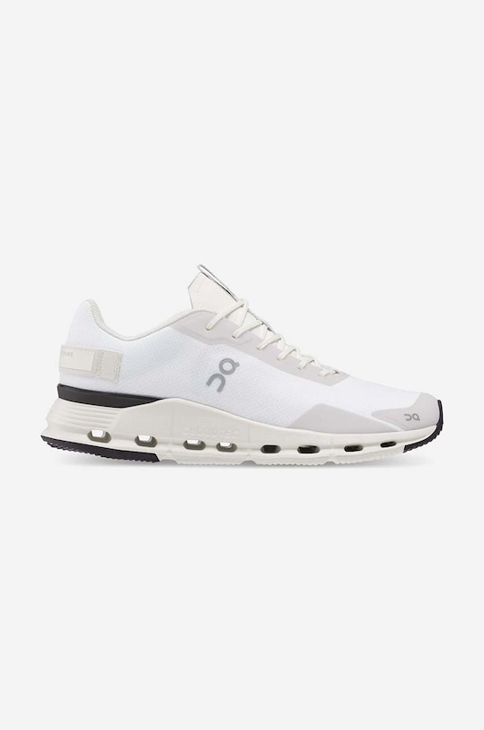 ON Running sneakersy Cloudnova Form