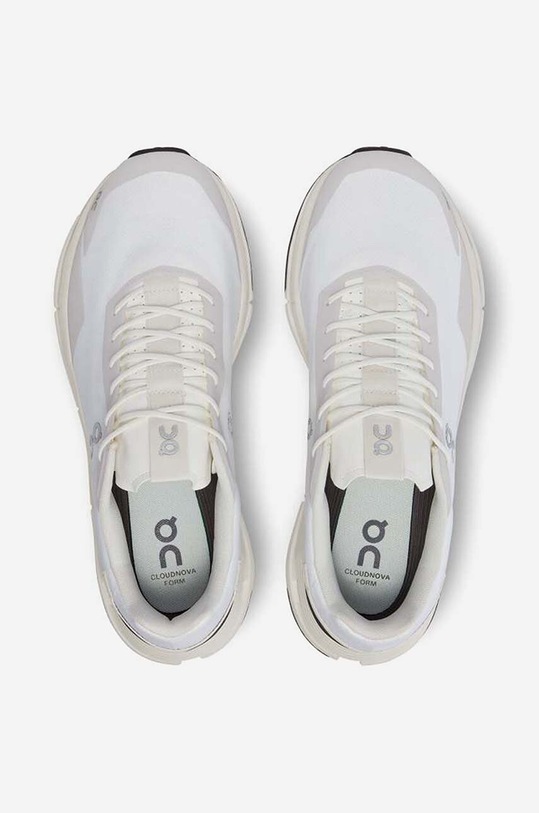Αθλητικά OnCloludnova From λευκό 2698483