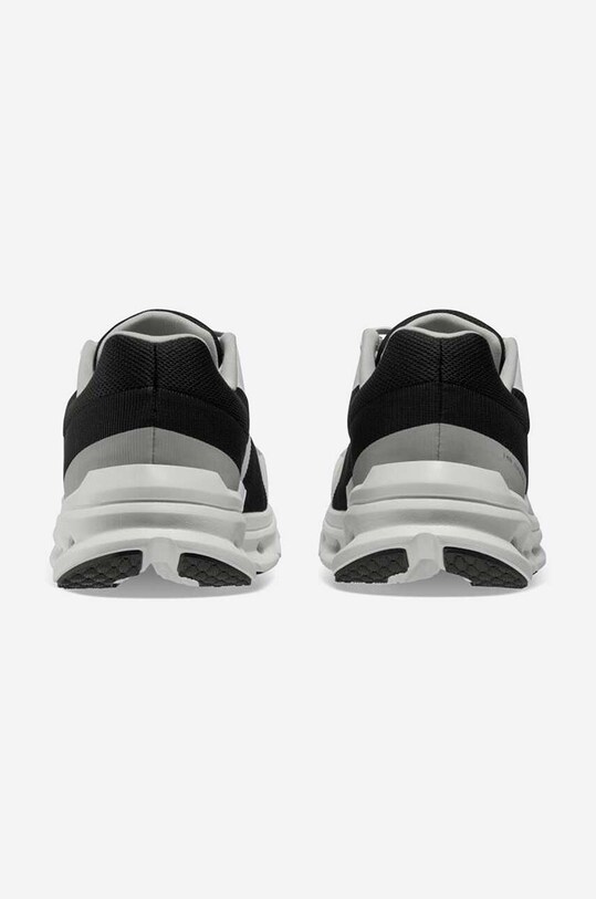 Tenisky On-running Cloudrunner 4698647 biela