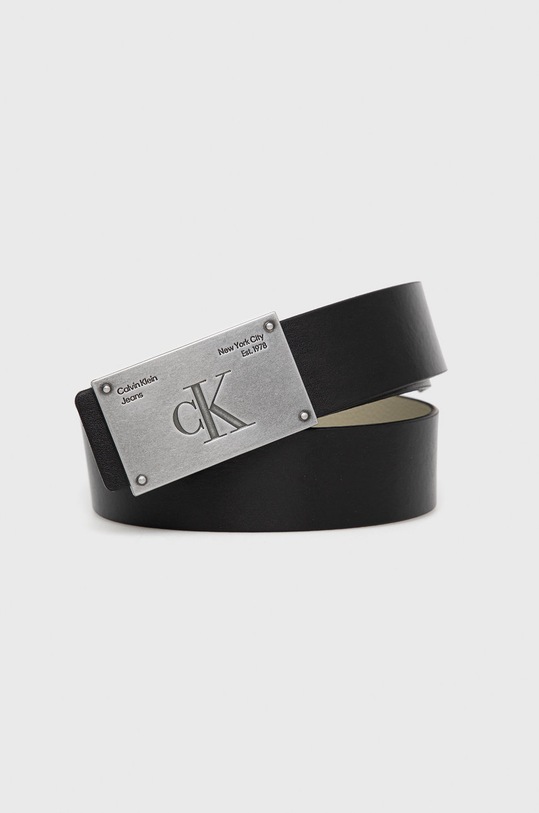 Dvostrani remen Calvin Klein Jeans imitacija zrnate kože crna K50K509280.9BYY