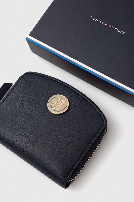 Peněženka Tommy Hilfiger námořnická modř AW0AW13654.9BYY