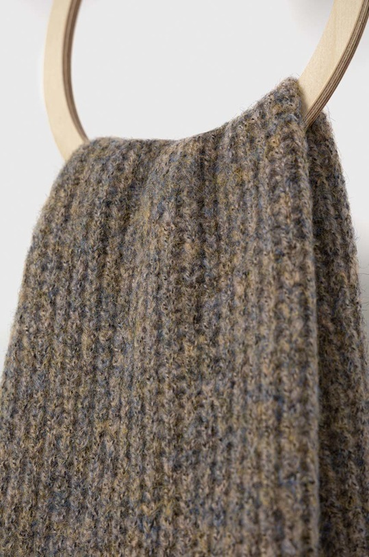 Only szalik 15270036.Pearl beżowy AW22