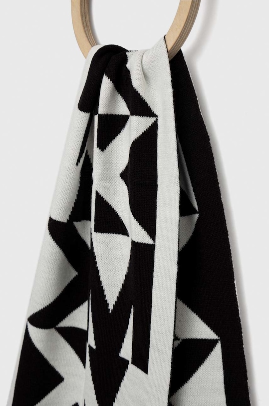 Michael Kors szalik 539303 czarny AW22