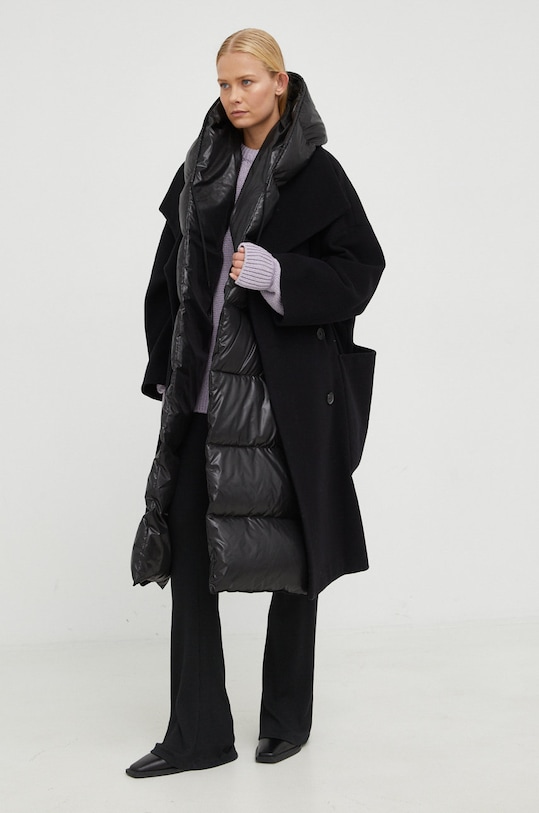 MMC STUDIO szalik puchowy tkanina czarny COMET.BASIC