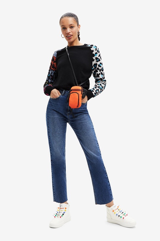 Desigual jeansy Planet friendly granatowy 22WWDD26