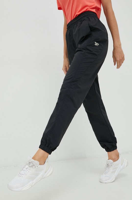 Kalhoty Reebok Classic ARCHIVE ESSENTIALS látka černá HH9753