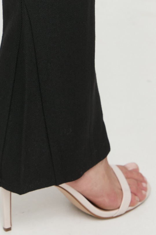 Victoria Beckham spodnie wełniane 1322WTR003729C czarny