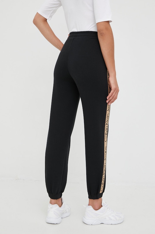 Ρούχα Παντελόνι φόρμας Calvin Klein Jeans J20J219738.9BYY μαύρο