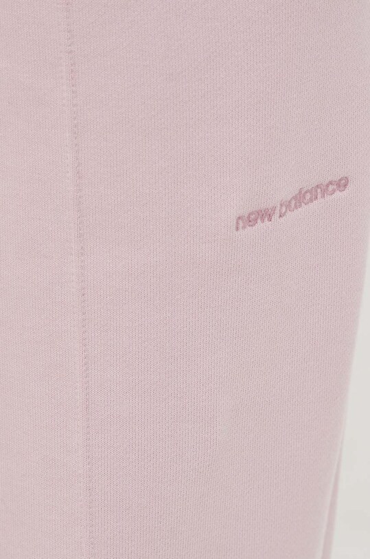 Oblečení Bavlněné tepláky New Balance WP23553VSW růžová