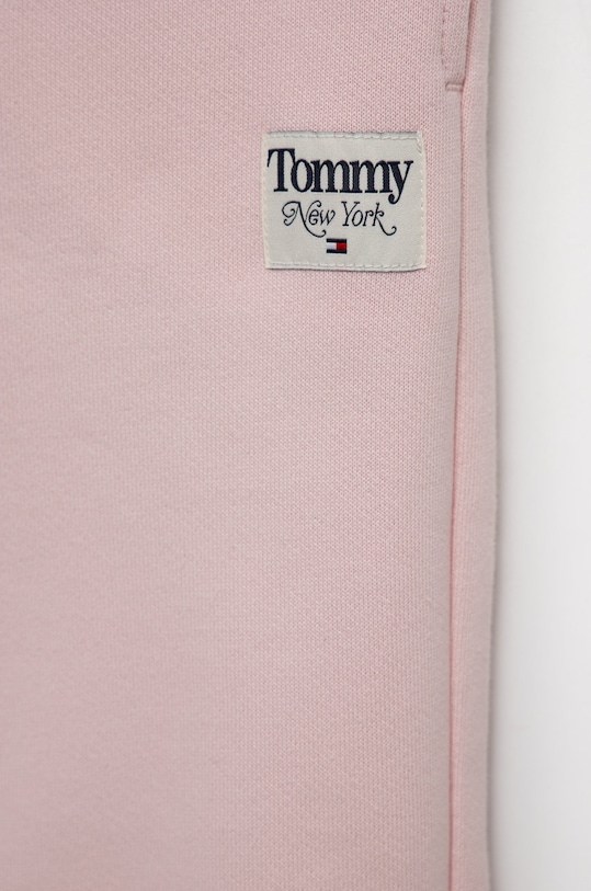 Dziewczynka Tommy Hilfiger spodnie dresowe bawełniane dziecięce KG0KG06823.9BYY różowy