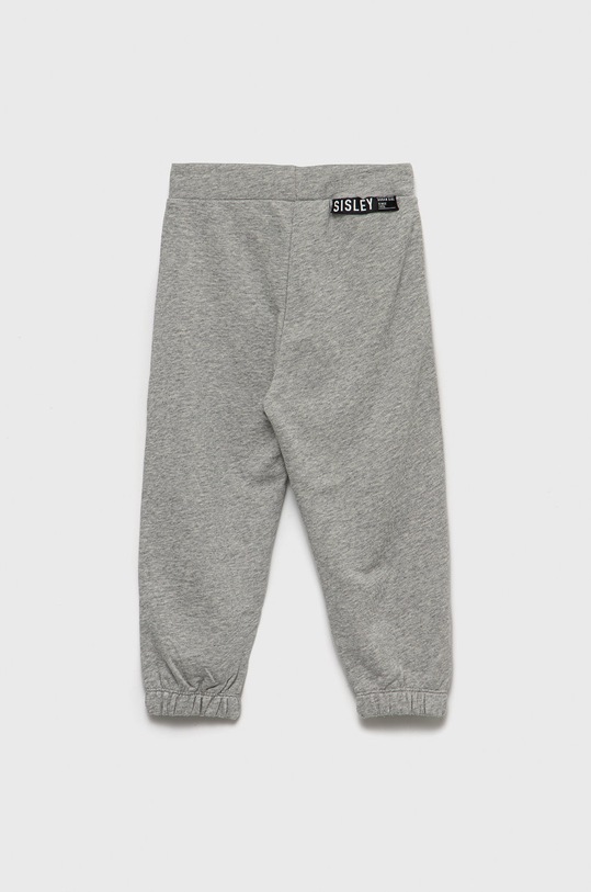 Dětské bavlněné tepláky Sisley 3J68XF008.G šedá AW22