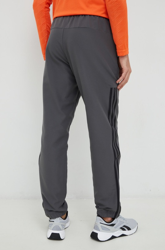 Дрехи Спортен панталон adidas EE2327 сив
