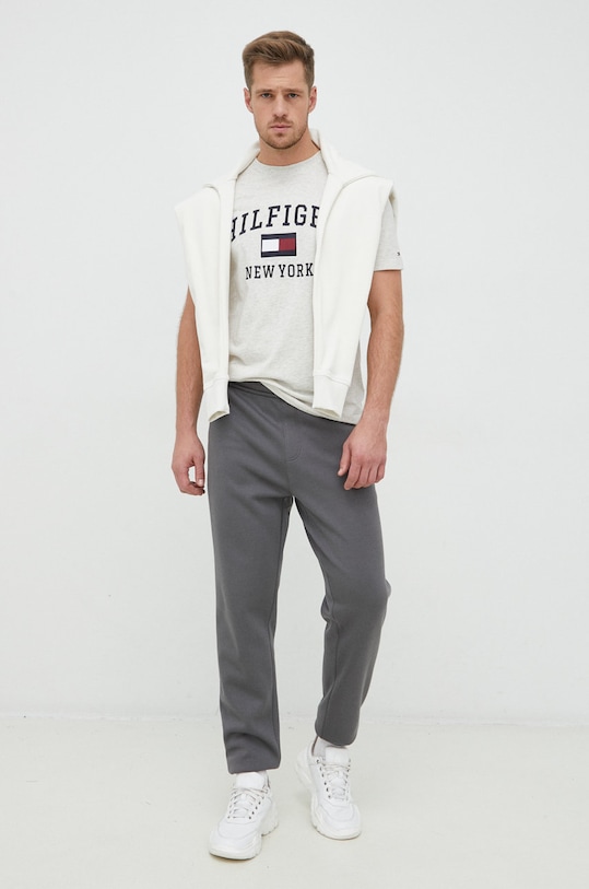 Παντελόνι φόρμας Calvin Klein K10K110196.9BYY γκρί AW22