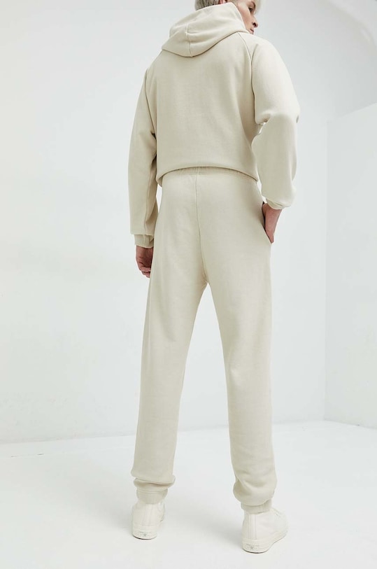 Abbigliamento Champion joggers 217982 beige