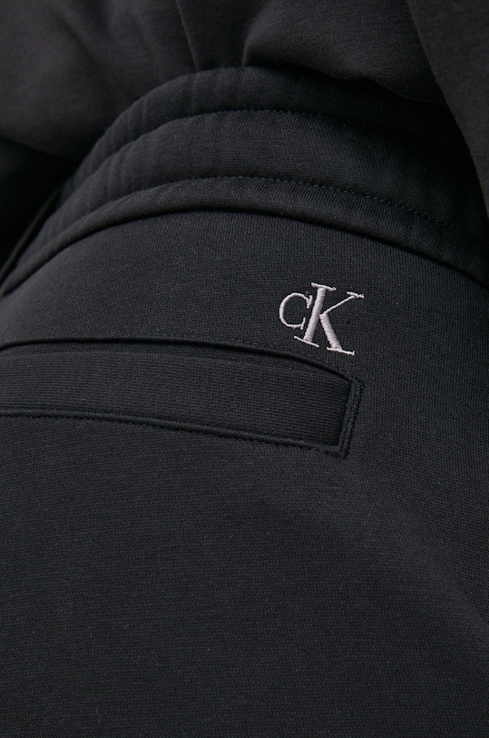 Спортивні штани Calvin Klein Jeans J30J322048.9BYY чорний