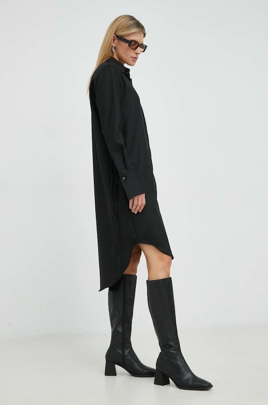 Tiger Of Sweden sukienka z domieszką wełny długi czarny S68234006