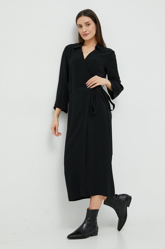 Haljina Sisley 4B5FLV01Y.100 crna AW22