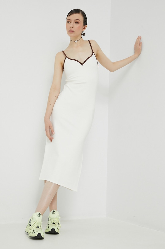 Abercrombie & Fitch sukienka KI159.2493.101 beżowy AW22