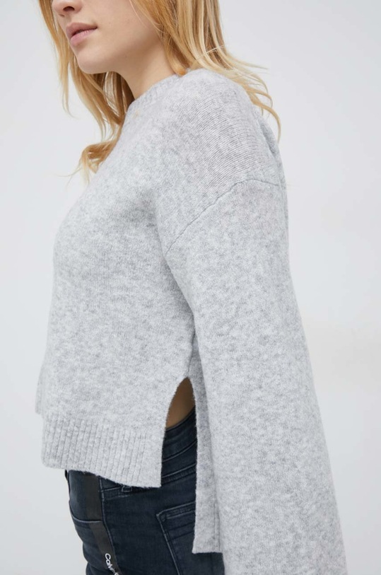 Svetr z vlněné směsi Calvin Klein Jeans J20J220481.9BYY šedá