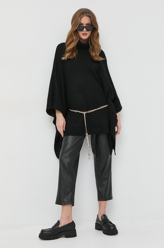 MICHAEL Michael Kors poncho z domieszką wełny z domieszką wełny czarny MF260HNCSN