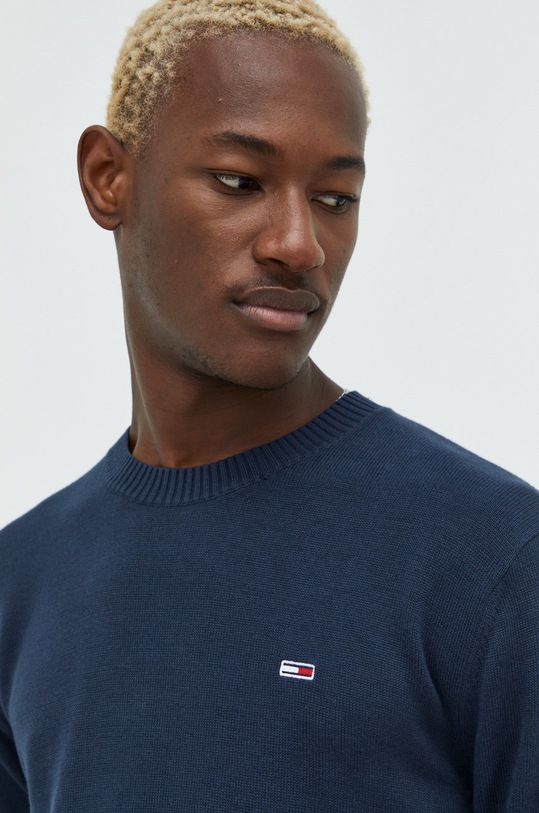 Βαμβακερό πουλόβερ Tommy Jeans σκούρο μπλε DM0DM13273.9BYY