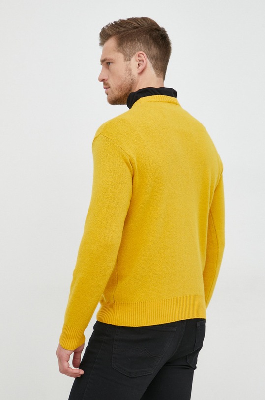 Abbigliamento United Colors of Benetton maglione in misto lana x Pantone 1135K1031.901 giallo