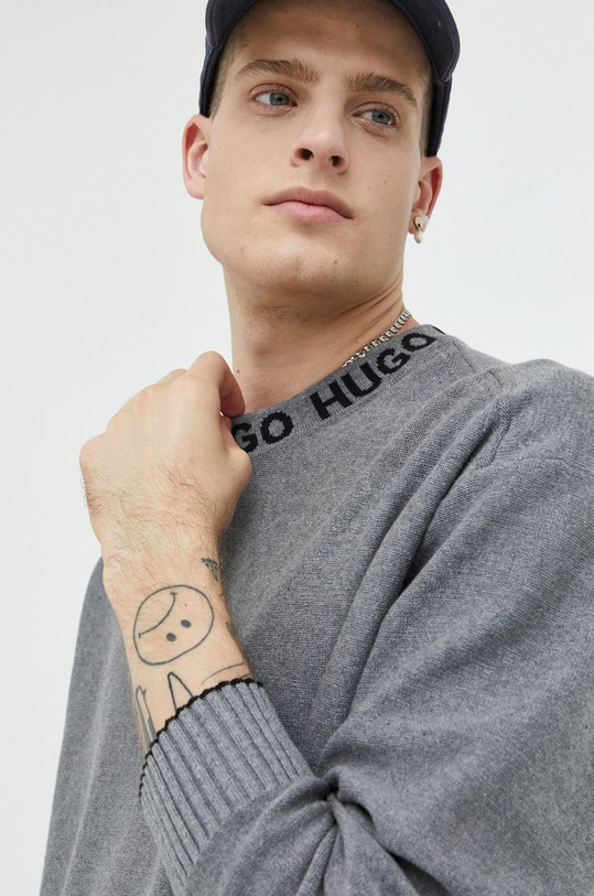 Bavlněný svetr HUGO šedá 50474813