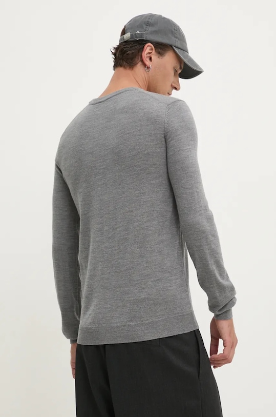 Шерстяной свитер HUGO 50476832 серый AW25