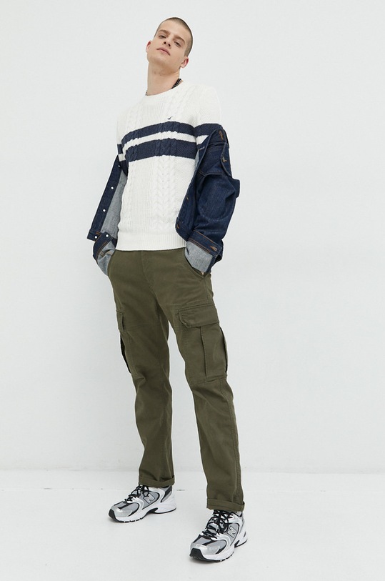 Hollister Co. sweter KI320.2713.174 beżowy AW22