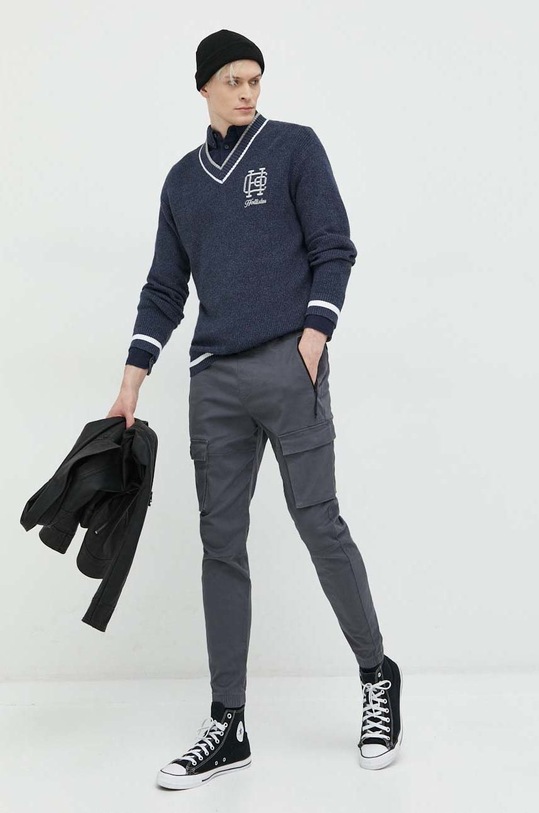 Hollister Co. sweter KI320.2718.202 granatowy AW22