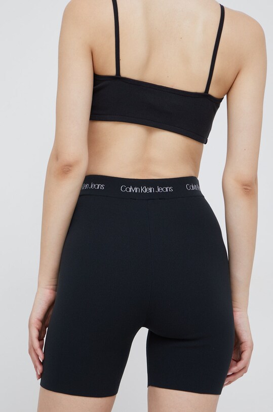 Oblačila Kratke hlače Calvin Klein Jeans J20J219637.9BYY črna