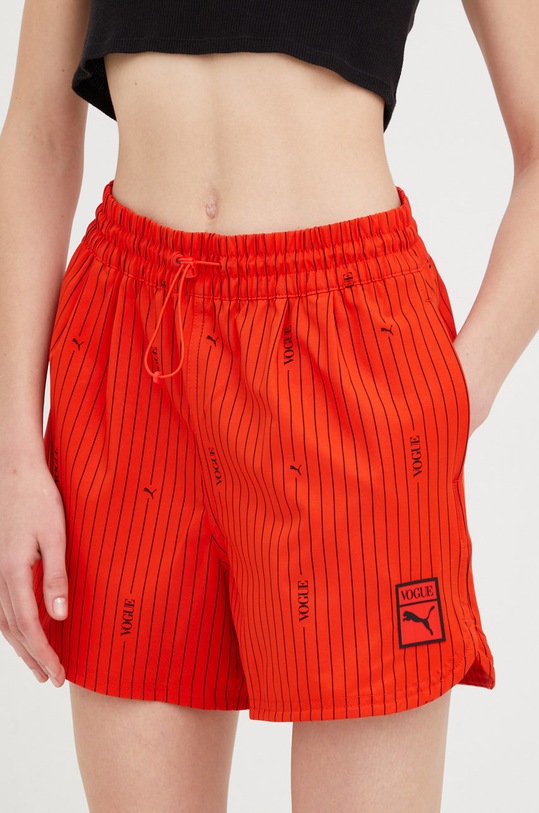 Σορτς προπόνησης Puma x VOGUE 534693 κόκκινο AW22