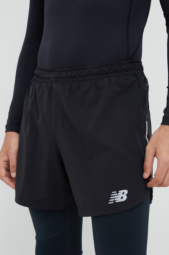 Къс панталон за бягане New Balance черен MS21268BK
