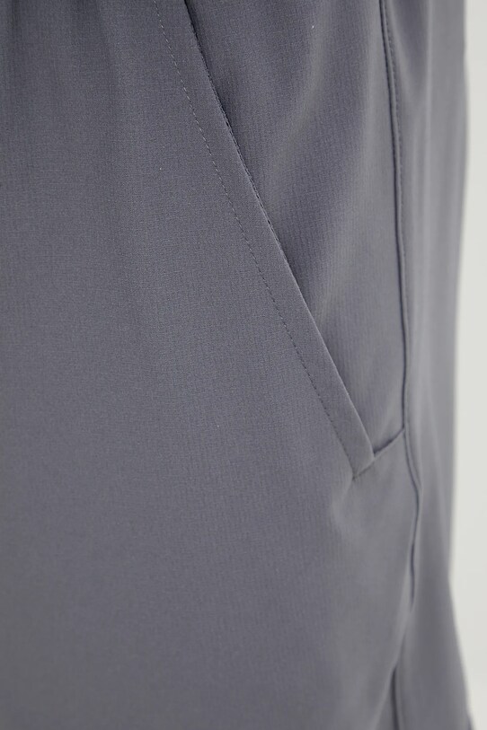 Къс панталон за трениране Under Armour Vanish Woven сив 1373718