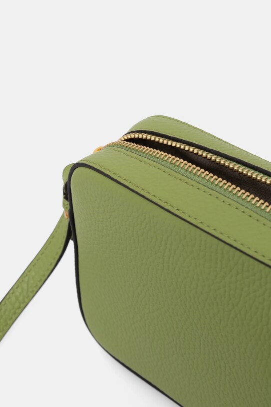 Coccinelle geantă de piele verde E1.MF6.55.04.01
