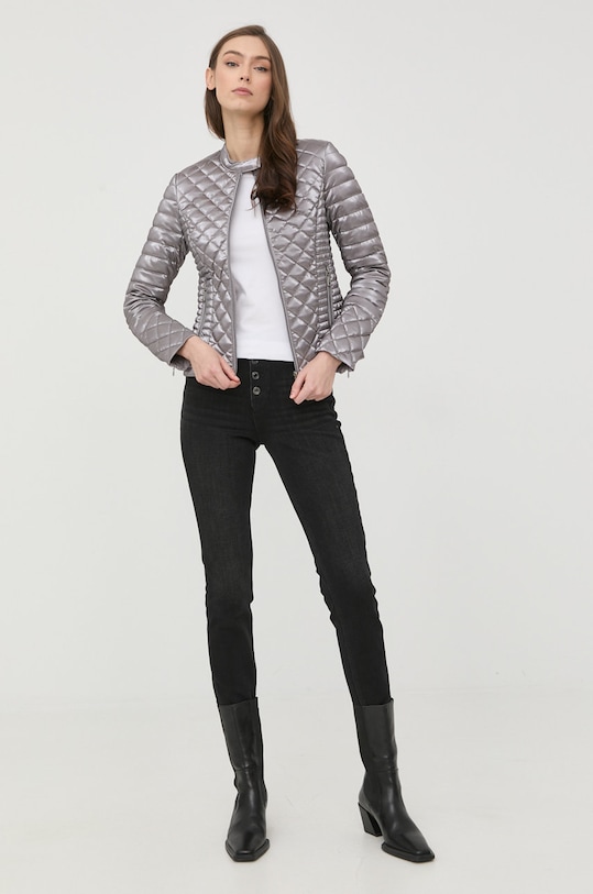 Majica kratkih rukava Guess W2YI44.J1311 bijela SS23