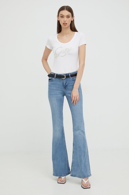 Guess t-shirt W2YI28.J1300 biały AW22