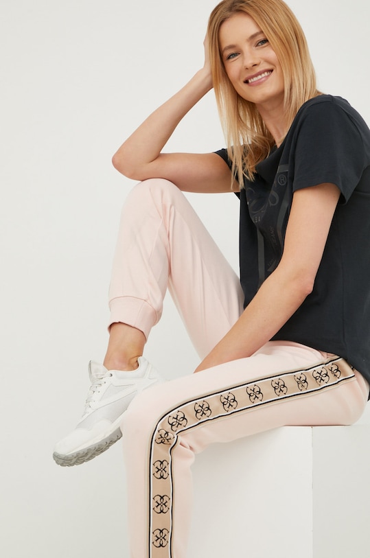 Guess t-shirt bawełniany ADELE V2YI07.K8HM0 czarny SS25