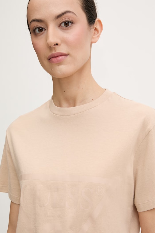 Хлопковая футболка Guess ADELE бежевый V2YI06.K8HM0