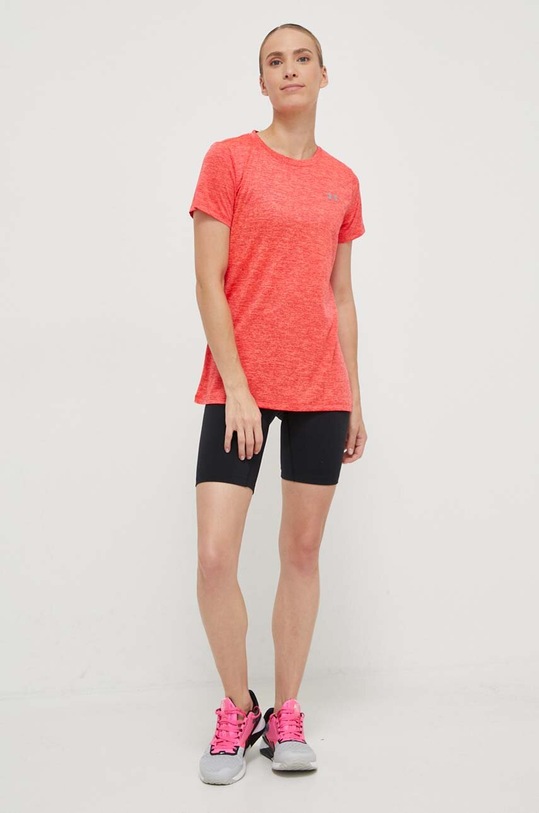 Tréninkové tričko Under Armour Tech 1277206. červená AW23