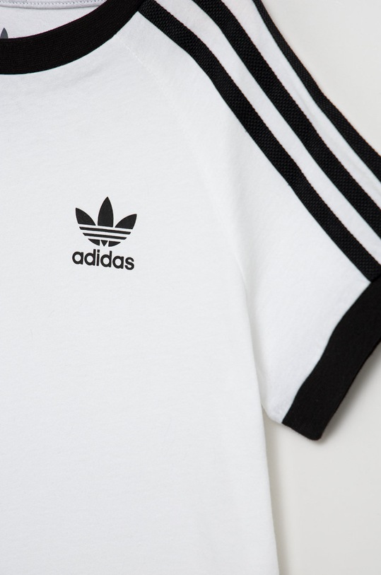 Deklice Otroška bombažna kratka majica adidas Originals HK0265 bela