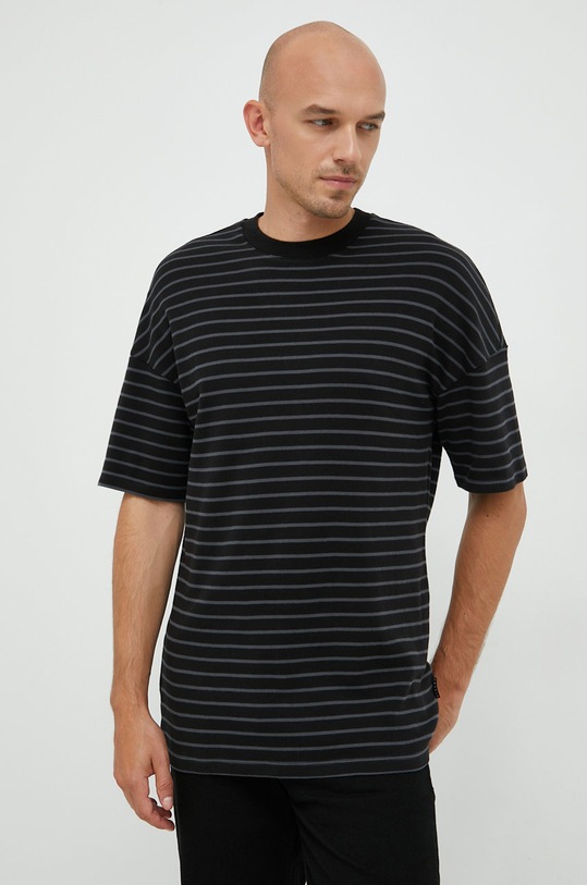 Sisley t-shirt bawełniany wzorzyste czarny 3NUSS101E.902