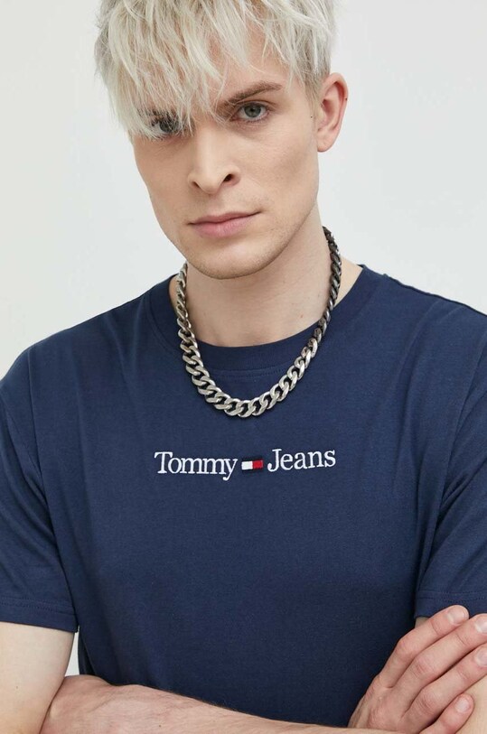 Bombažna kratka majica Tommy Jeans Okrogel mornarsko modra DM0DM14984.9BYY