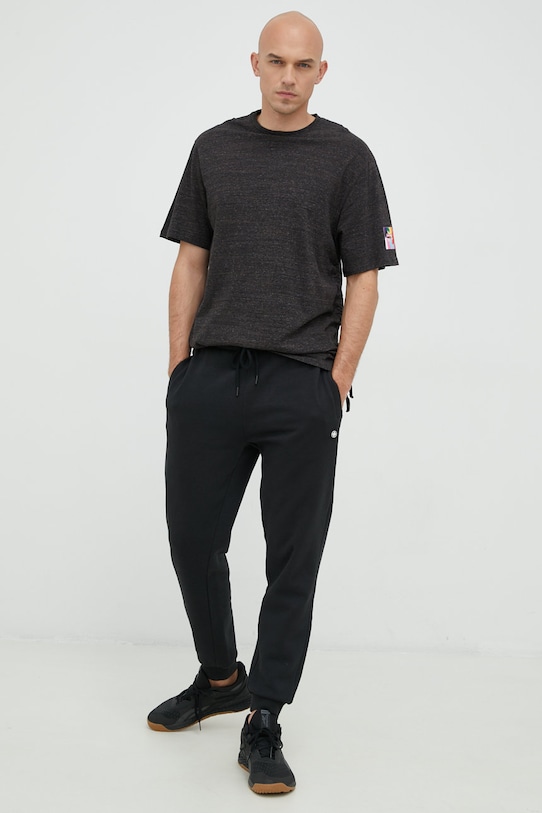 Îmbrăcăminte Reebok Classic tricou din bumbac Nao Serati & Pride HN9108 gri