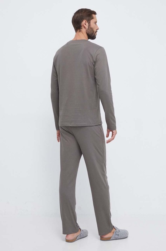 Памучна пижама Guess DERRICK U2BX00.KBZG0 сив AW23